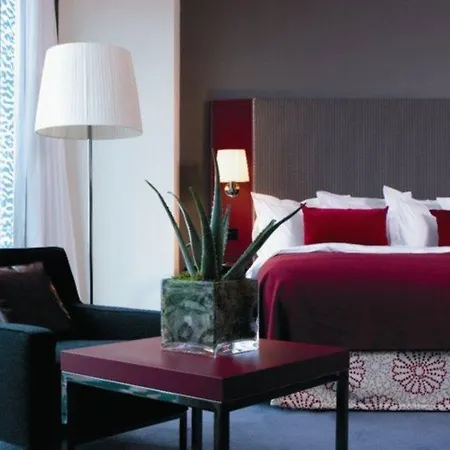Hotel Radisson Blu Hotel, 4*